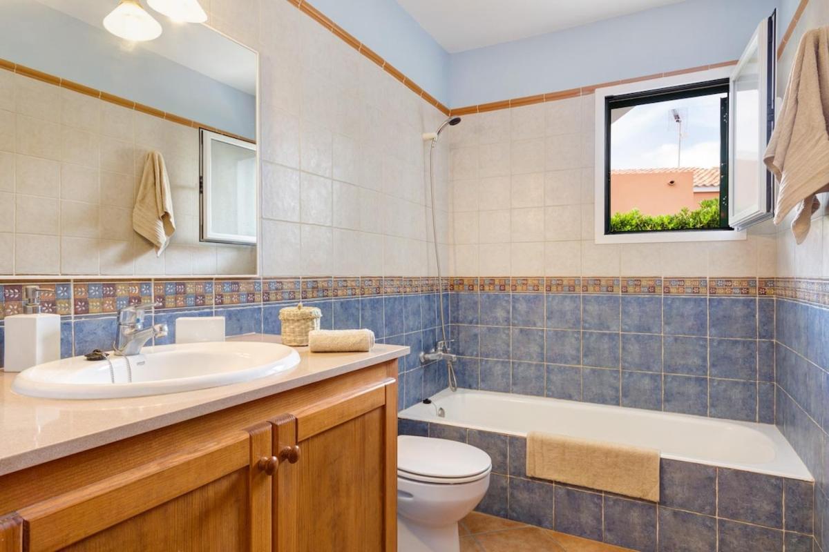 Villa S'Aladern Cala' en Bosch Bagian luar foto